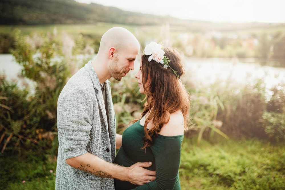 Familienfotograf Trier Bitburg Luxemburg Schwangerenbilder Babybauchbilder