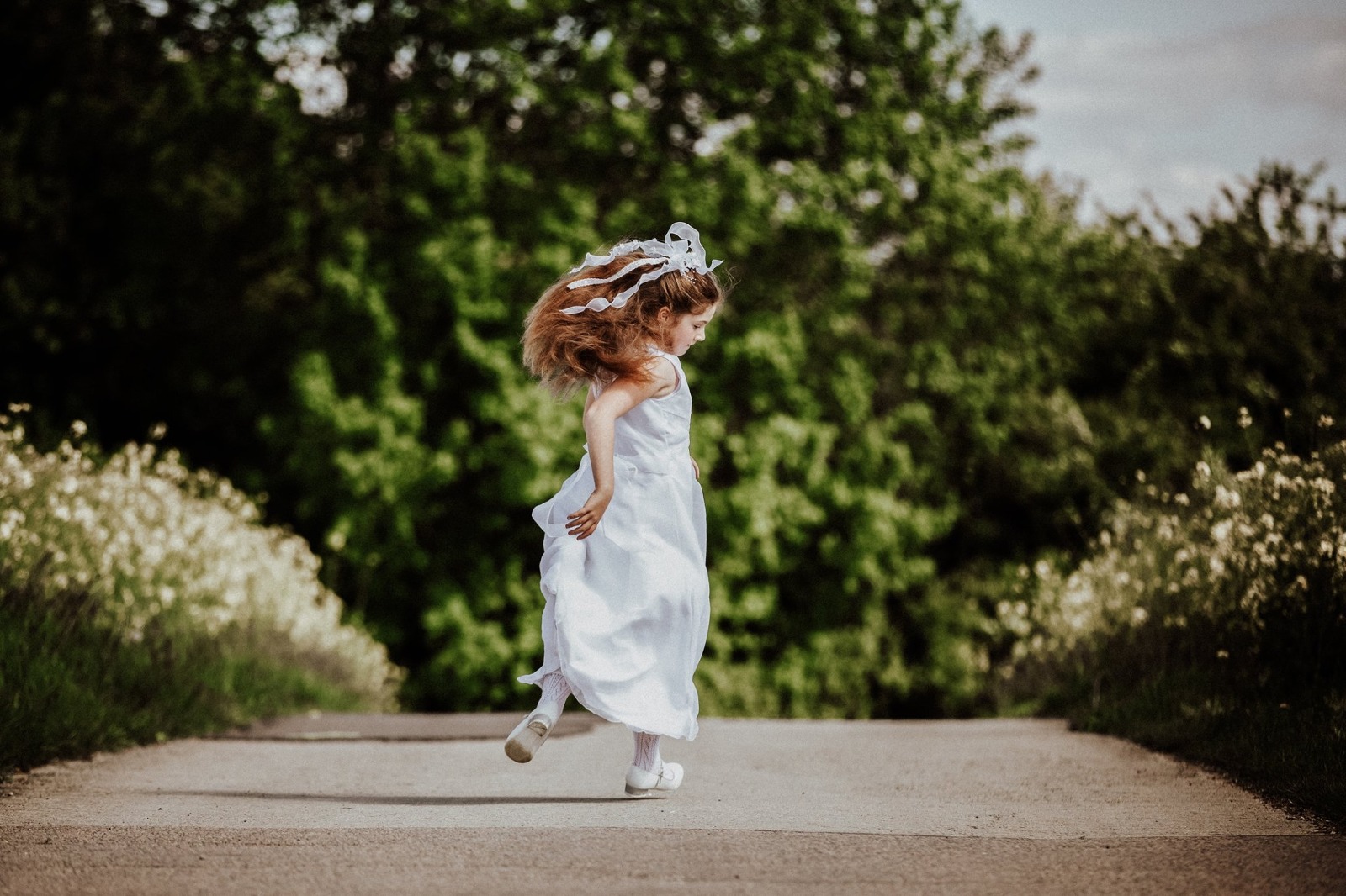 Familienfotograf Trier Bitburg Luxemburg Kommunion Kommunionskind Kommunionsanzug Kommunionskleid Fotograf